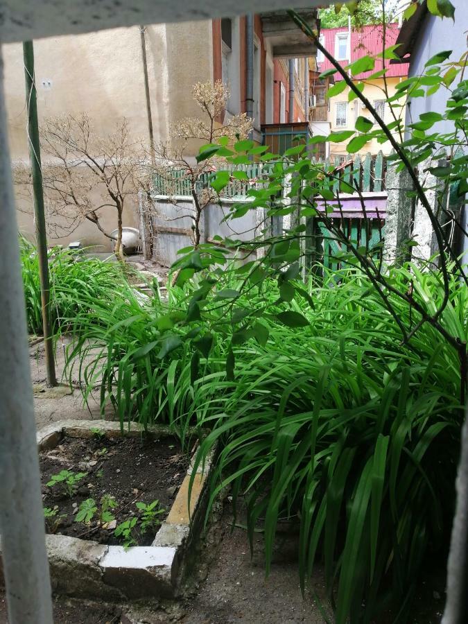 Вулиця Лейтенанта Шмидта Odesa Exterior photo